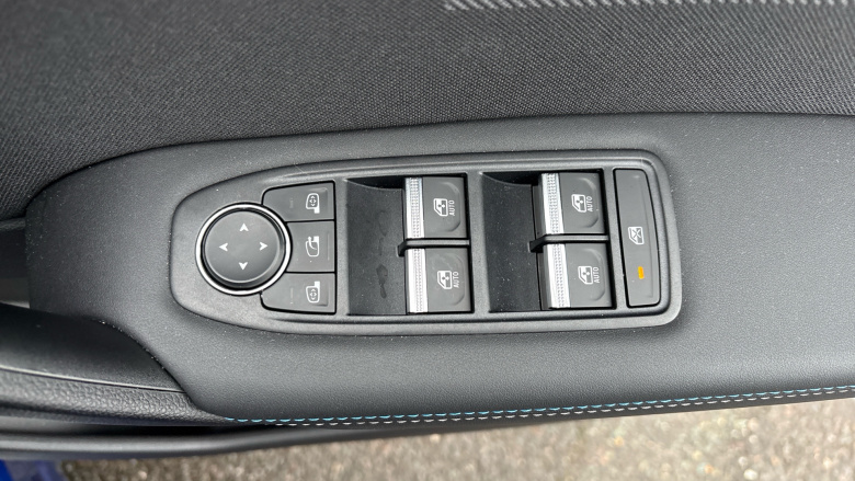 Renault Symbioz 1.8 E-Tech FHEV 160 Iconic Esprit Alpine 5dr Auto Hybrid Estate